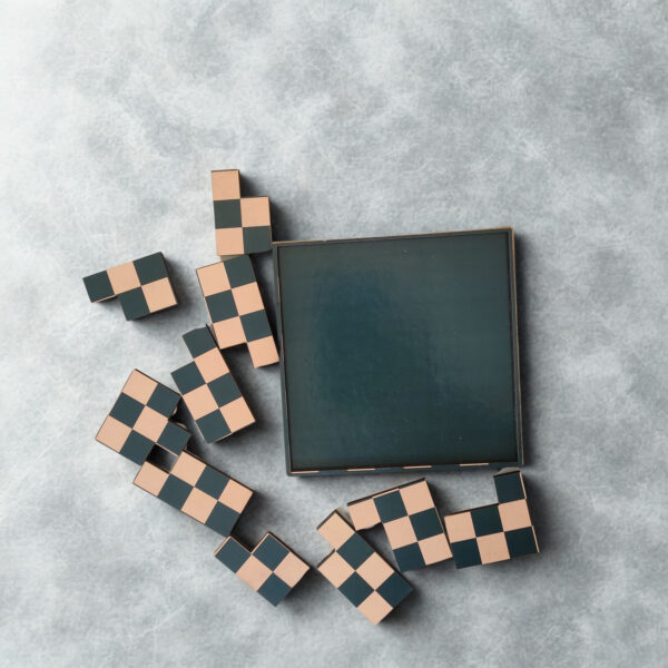 Checkered Puzzle - Image 4